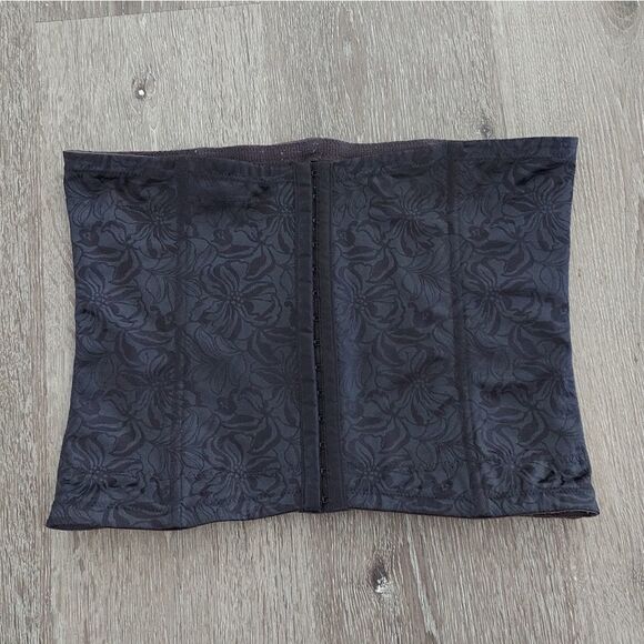 Maidendorm Black Waist Cincher Size XL - Picture 1 of 5